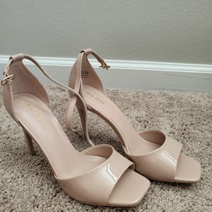 Aldo size 8.5 Heels